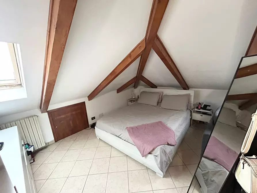 Immagine 30 di Appartamento in vendita  in Via Domenico Berti a Orbassano