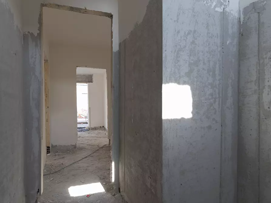 Immagine 12 di Appartamento in vendita  in Via San Michele, 60 a Napoli