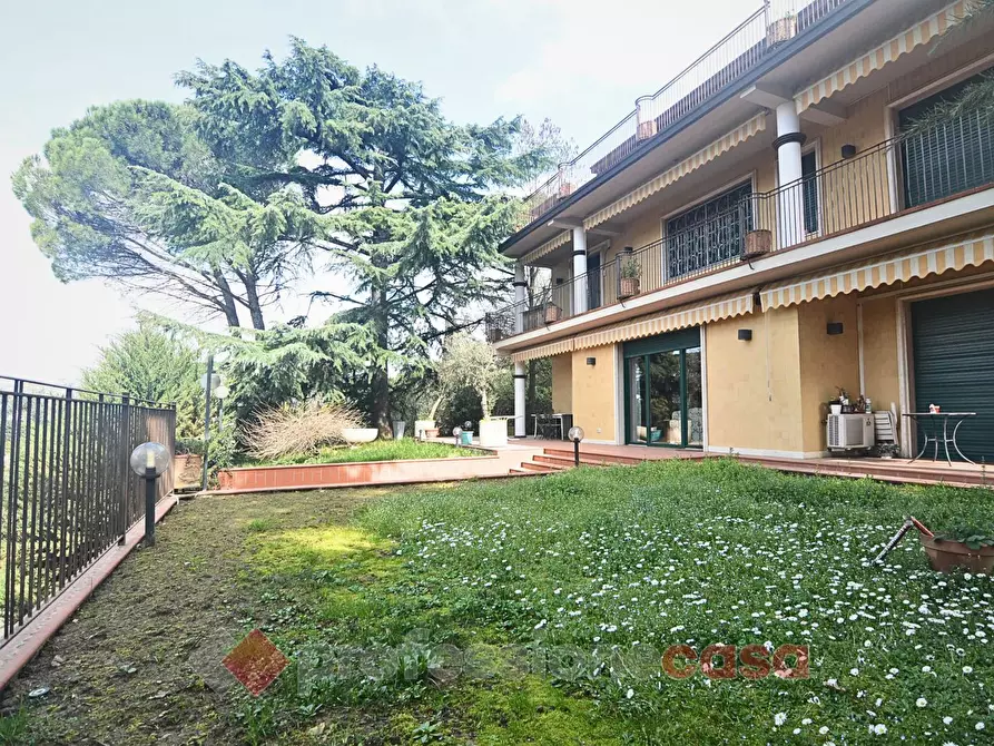 Immagine 5 di Villa in vendita  in Via Raniero Gigliarelli a Perugia