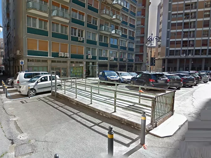 Immagine 4 di Negozio in vendita  in Piazza G. MARCONI a Foggia