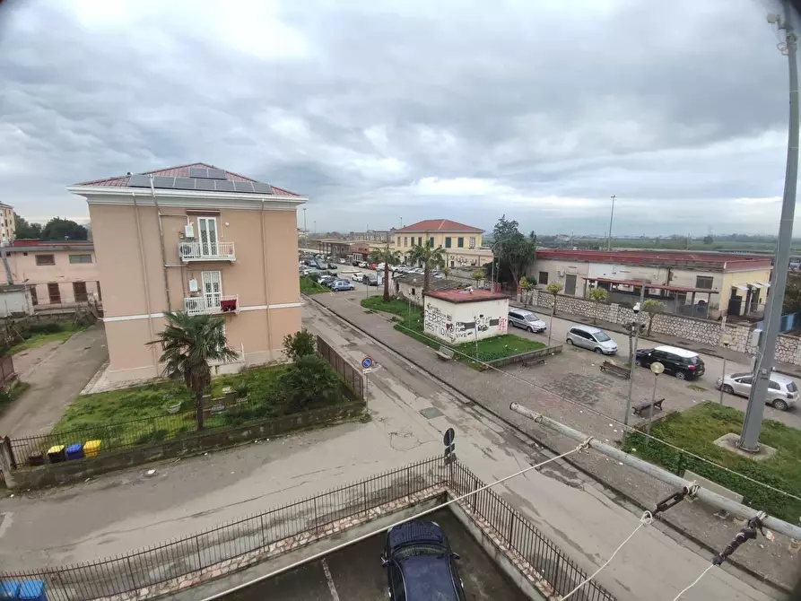 Immagine 10 di Appartamento in vendita  in Via cimarosa a Villa Literno