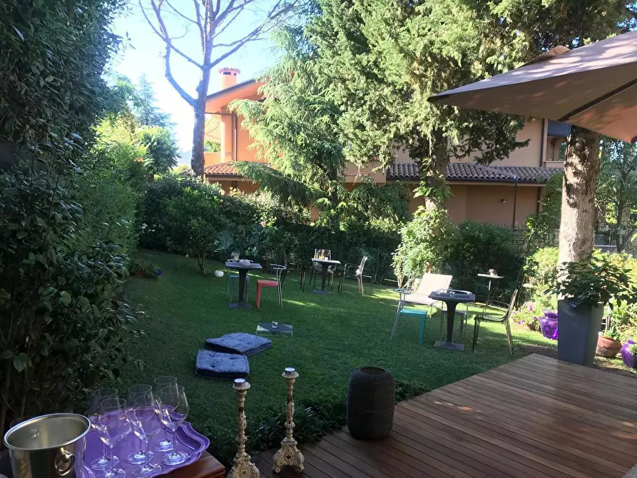Immagine 31 di Casa quadrifamiliare in vendita  in Via dei Pini, - a Riccione