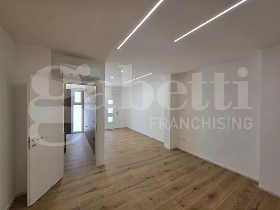 Immagine 13 di Appartamento in vendita  in Via SOTTOMARINA - VIALE MEDITERRANEO, 00 a Chioggia