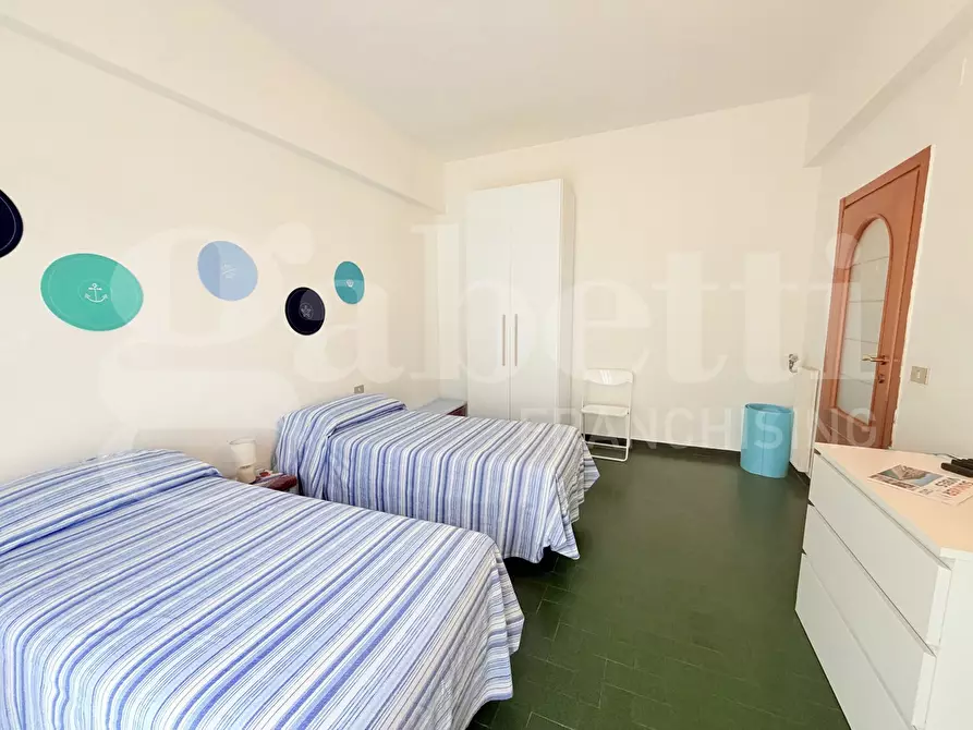 Immagine 9 di Appartamento in vendita  in Via Dante Alighieri, 1 a Finale Ligure