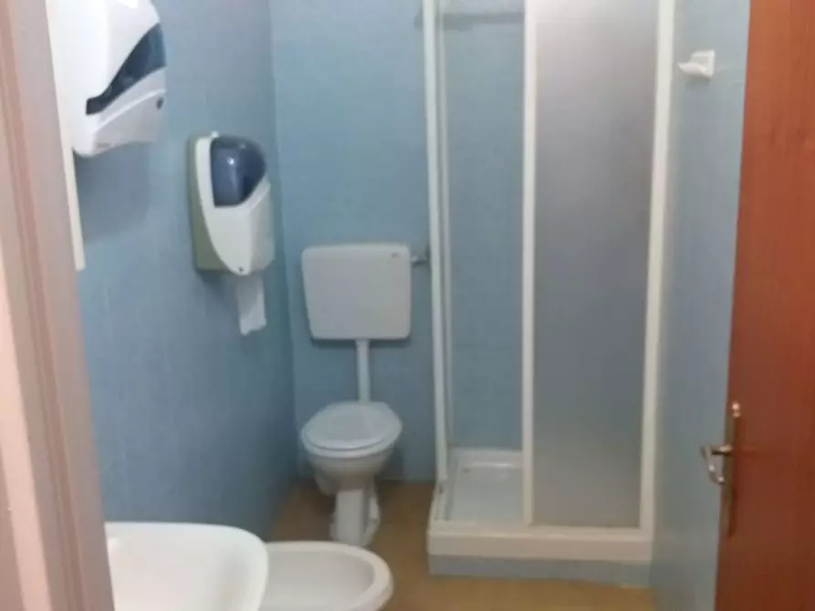 Immagine 22 di Rustico / casale in vendita  in Via R.Margherita, 27 a Messina