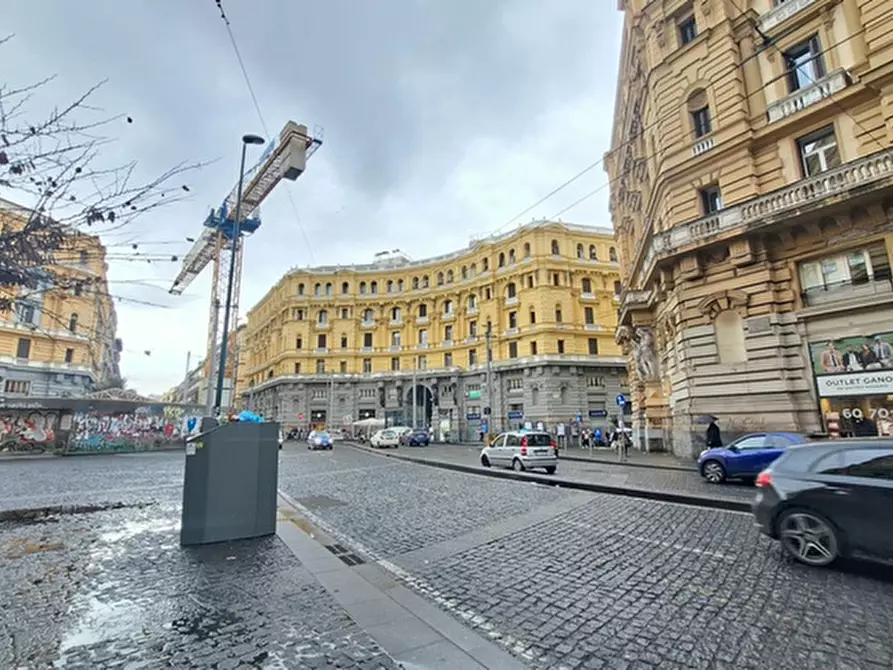 Immagine 4 di Appartamento in vendita  in Piazza Arcangelo Scacchi a Napoli