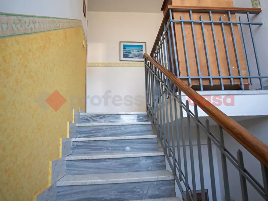 Immagine 13 di Casa indipendente in vendita  in Via PONTE MAGGIORE, 1 a Terracina