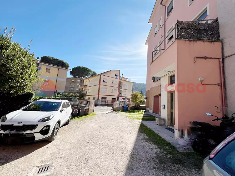 Immagine 5 di Appartamento in vendita  in Via Adige, 4 a Rieti