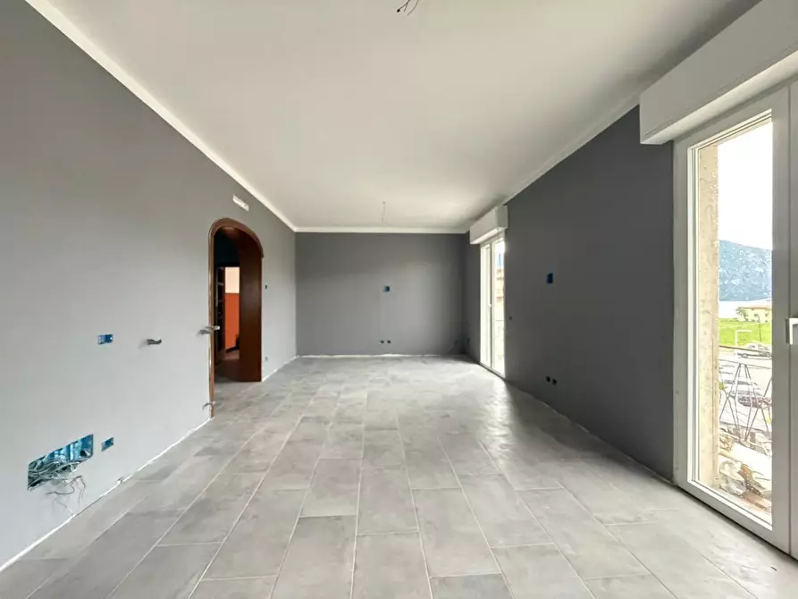 Immagine 1 di Appartamento in vendita  in Via Risorgimento Traversa Terza, 6 a Iseo