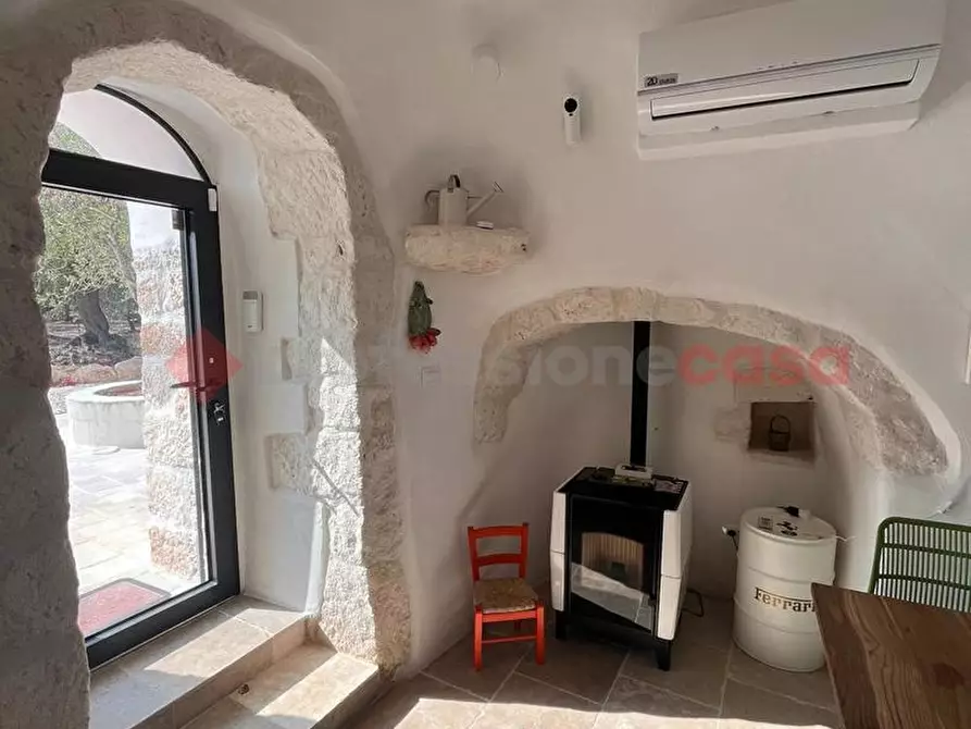 Immagine 29 di Baita in vendita  in Via SP28, 1 a Ostuni