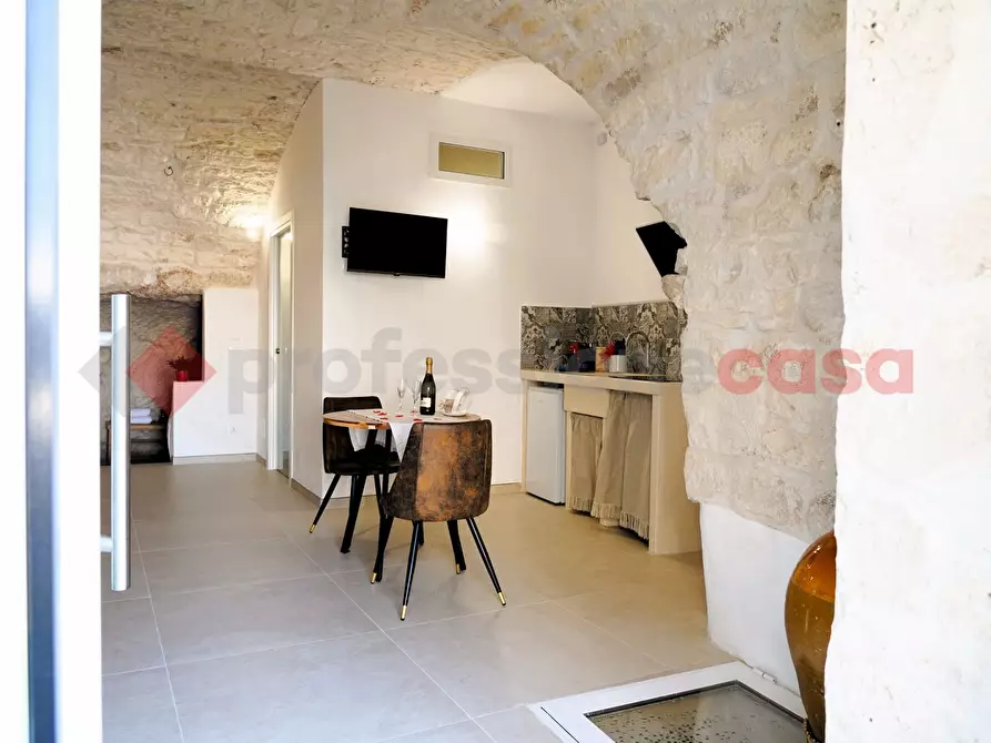 Immagine 2 di Casa indipendente in vendita  in Via Gennaro Maresca, 2 a Ostuni