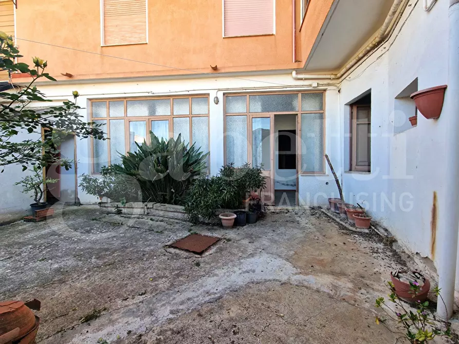 Immagine 3 di Casa indipendente in vendita  in Via Cavour, 38 a Villasor