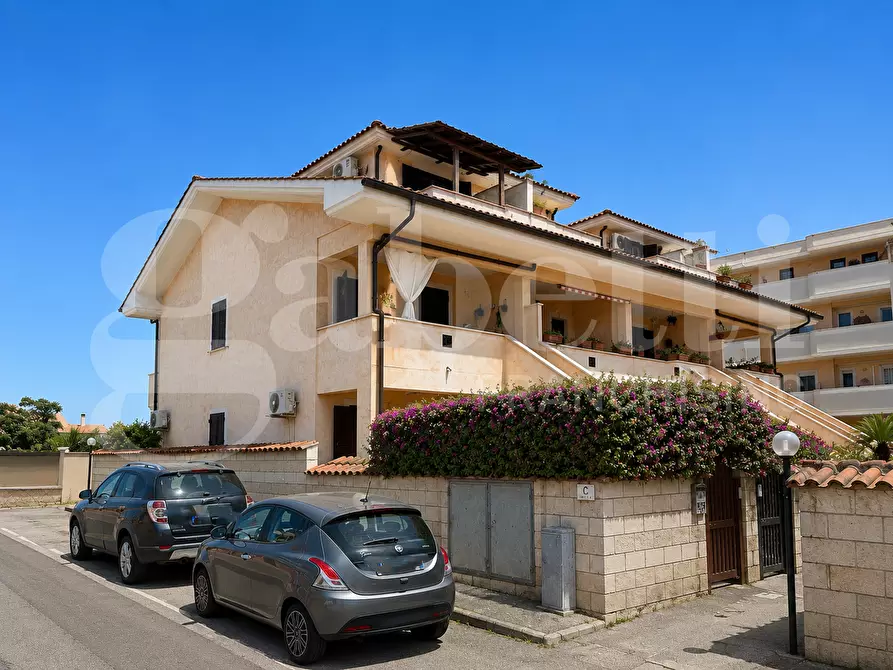 Immagine 1 di Appartamento in vendita  in Via della moletta, 4 a Ardea