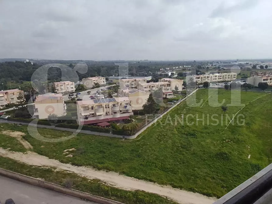 Immagine 19 di Appartamento in vendita  in Piazza G.B.TEDESCO, 22 a Taranto