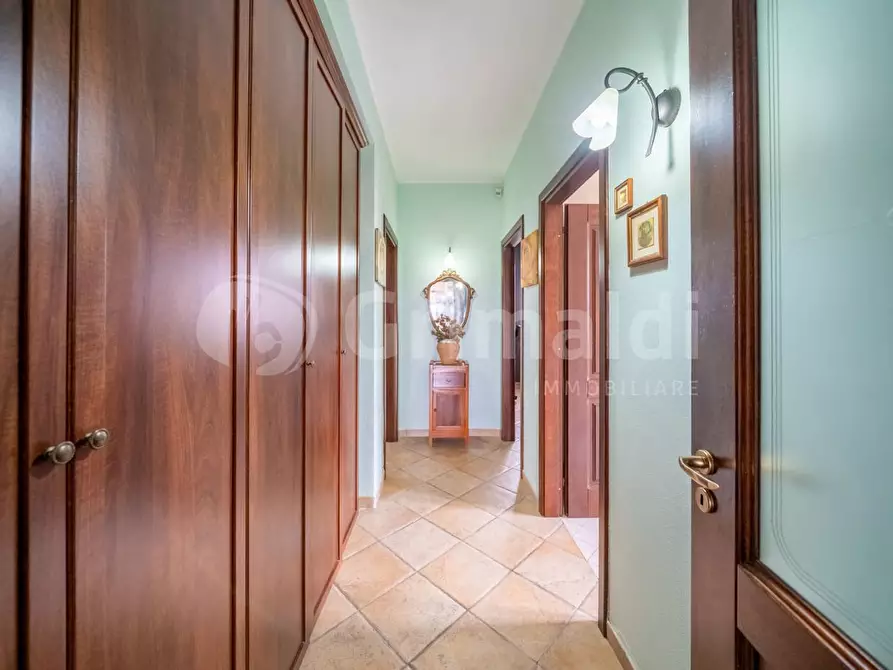 Immagine 23 di Villa in vendita  in Via Sandro Pertini a Avola