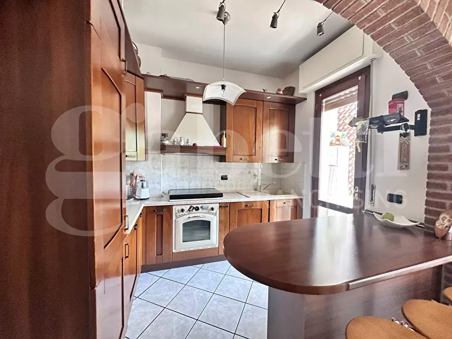 Immagine 13 di Appartamento in vendita  in Via Volta, 1 a Barni