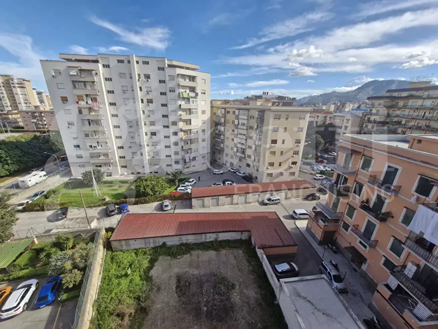 Immagine 14 di Appartamento in vendita  in Via Leandro Alberti a Palermo