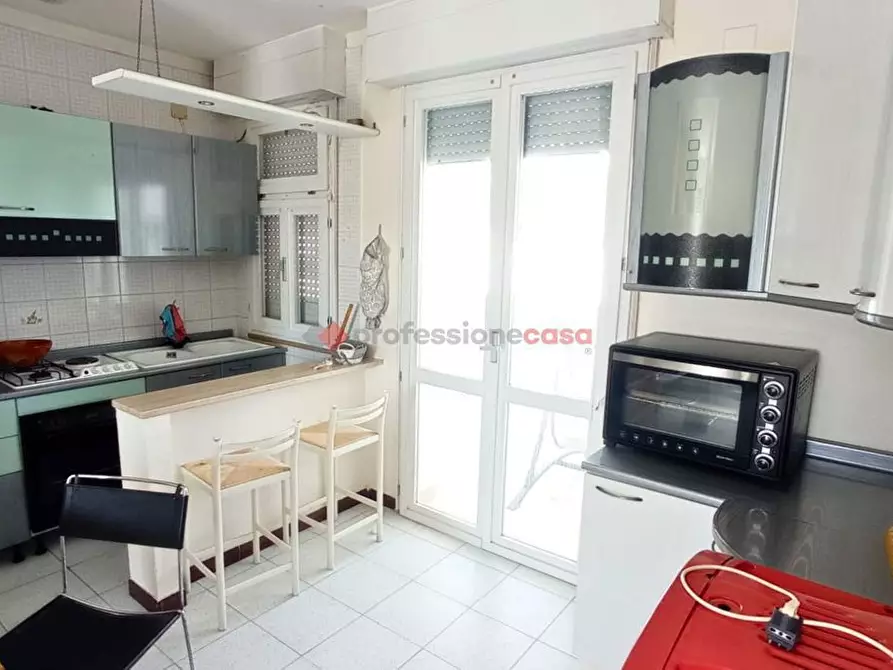 Immagine 4 di Appartamento in vendita  in Viale del Sole, 68 a Lesina