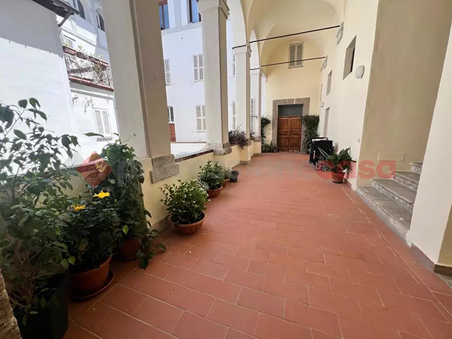 Immagine 5 di Appartamento in vendita  in Piazza Achille Sansi a Spoleto