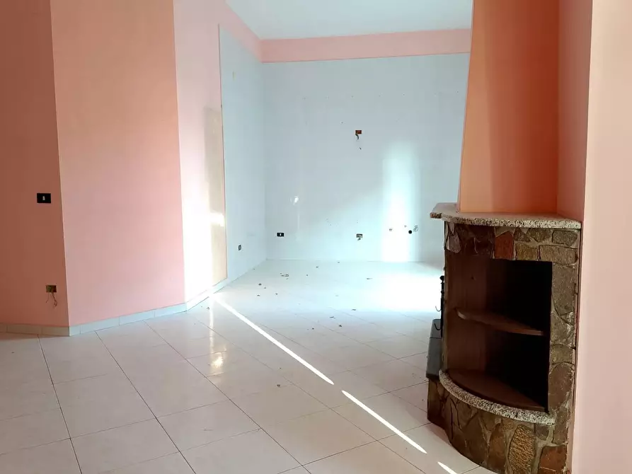 Immagine 25 di Casa indipendente in vendita  in Via Trento a Mondragone