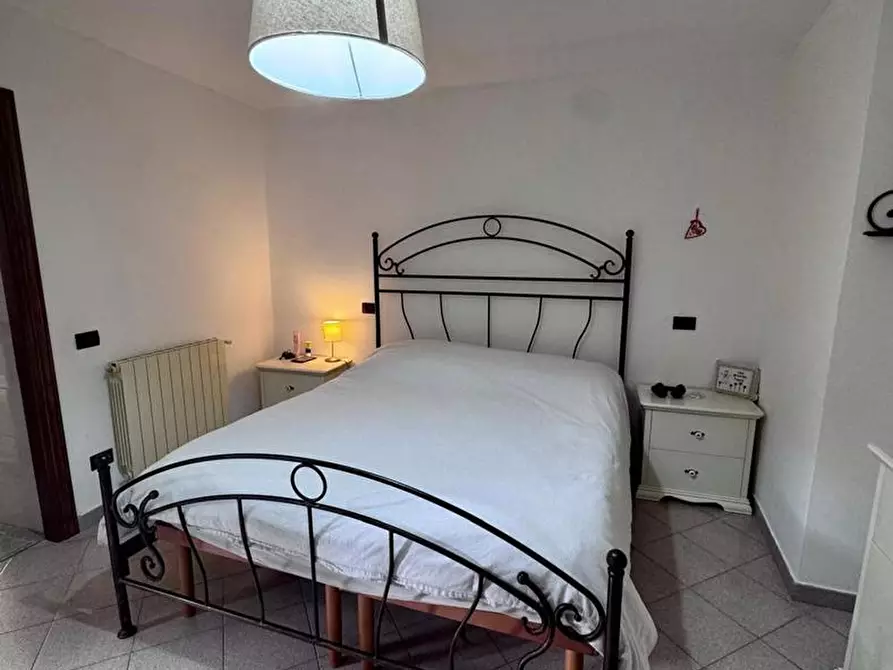 Immagine 14 di Appartamento in vendita  in Via BORGO DEL PONTE, 123 a Massa