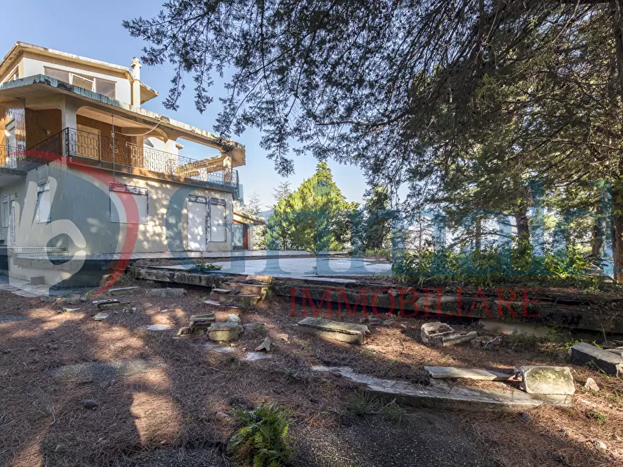 Immagine 10 di Villa in vendita  in Contrada Piano Rocca a Messina