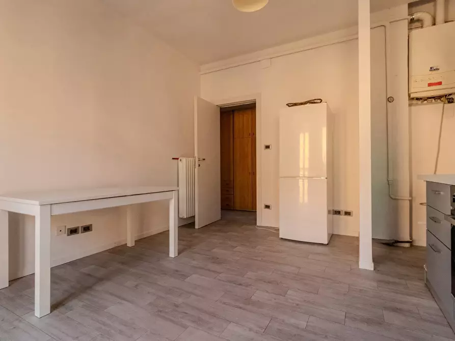 Immagine 7 di Appartamento in vendita  in Via Lazio, 5 a Bologna