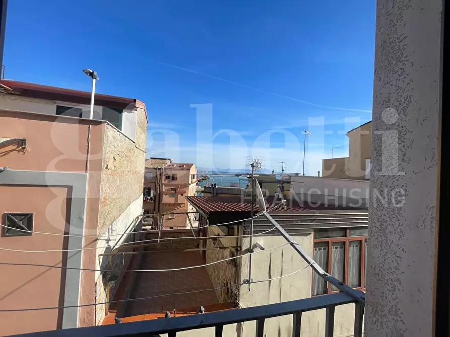 Immagine 11 di Appartamento in vendita  in Via Indipendenza, 379 a Gaeta