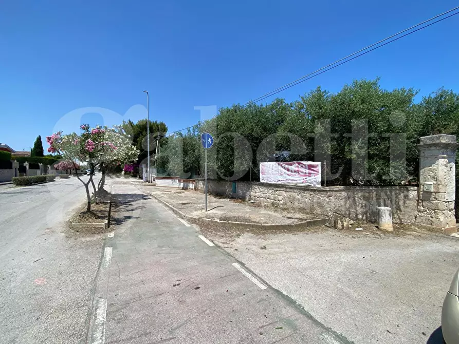 Immagine 2 di Terreno residenziale in vendita  in Via Capirro I a Trani
