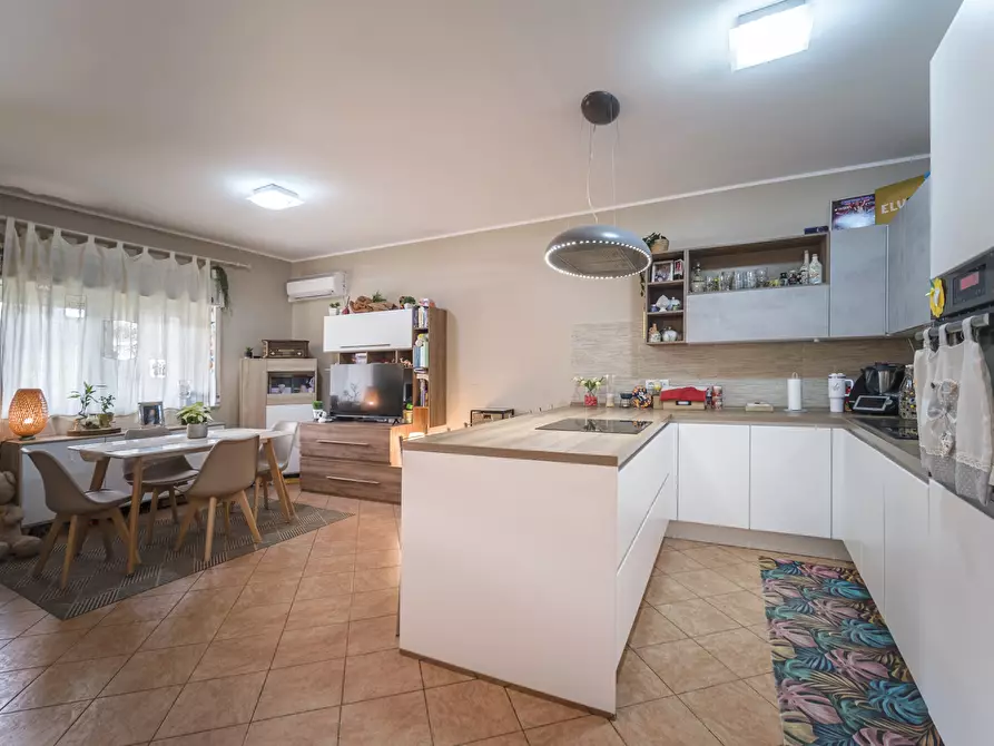 Immagine 9 di Appartamento in vendita  in Via Mili marina via nazionale, 321 a Messina