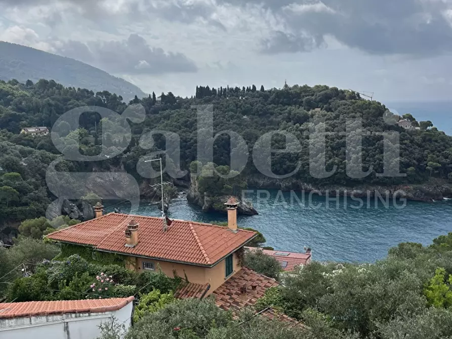 Immagine 4 di Villa in vendita  in Via carpanini, 4 a Lerici