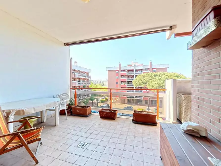 Immagine 19 di Appartamento in vendita  in Via del poggio di acilia, 85 a Roma