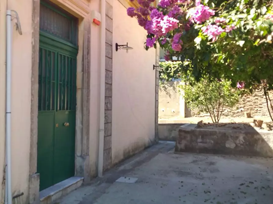 Immagine 5 di Rustico / casale in vendita  in Via R.Margherita, 27 a Messina