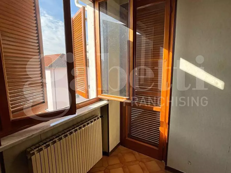 Immagine 8 di Appartamento in vendita  in Via Monterosi a Roma