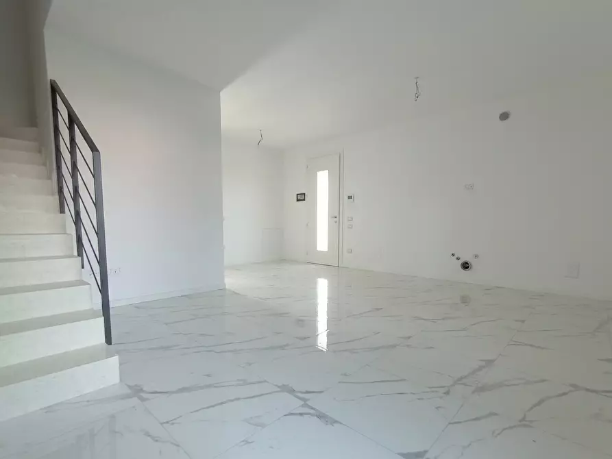 Immagine 2 di Casa bifamiliare in vendita  in Via Santa Margherita, via delle Muneghe, 00 a Codevigo
