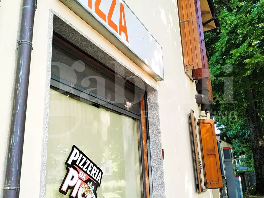 Immagine 3 di Attività commerciale in vendita  in Via Nuova, 5 a San Giovanni In Persiceto