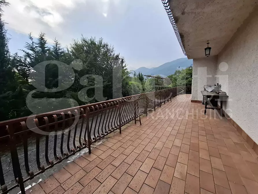 Immagine 30 di Villa in vendita  in Via Salceto, 12 a Sora