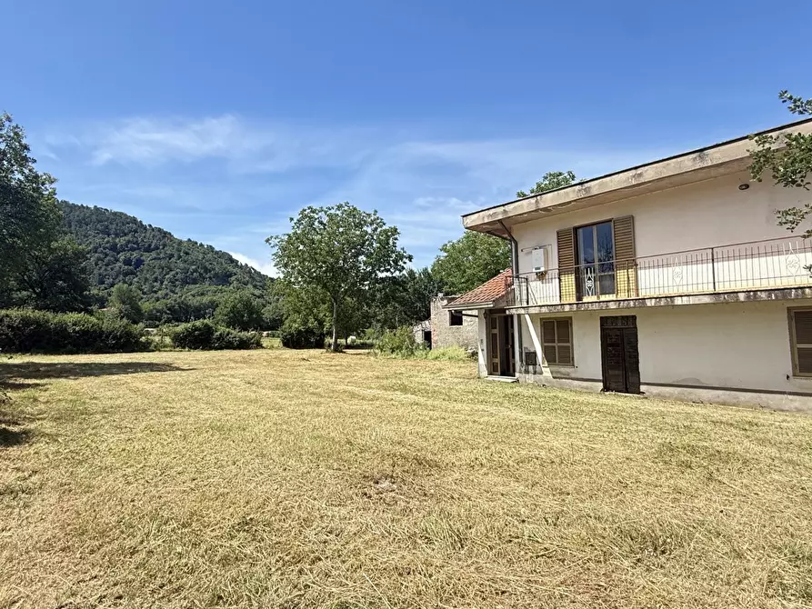 Immagine 4 di Casa indipendente in vendita  in Via Campo le Fraschette, snc a Alatri