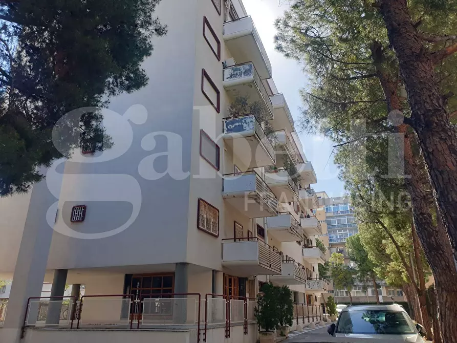 Immagine 2 di Appartamento in vendita  in Via SCHUMAN a Bari