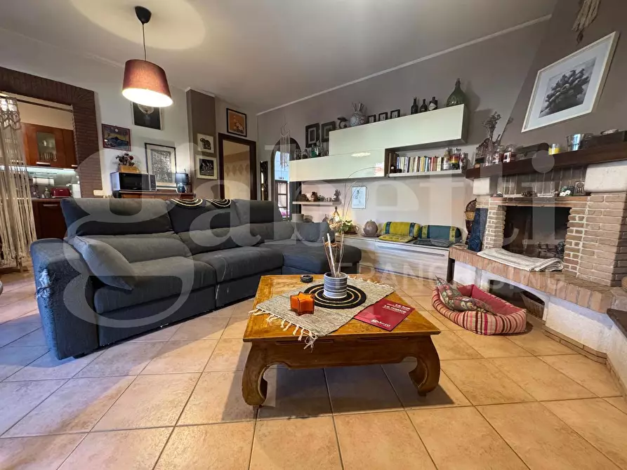 Immagine 8 di Casa trifamiliare in vendita  in Via dora baltea, 6 a Ardea