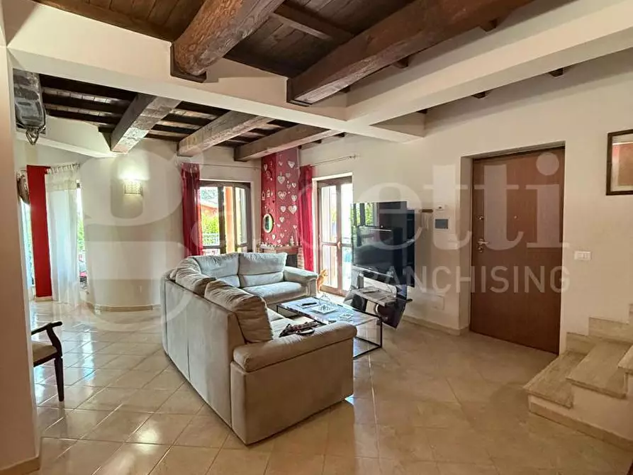 Immagine 9 di Casa bifamiliare in vendita  in Via turano, 71 a Contigliano