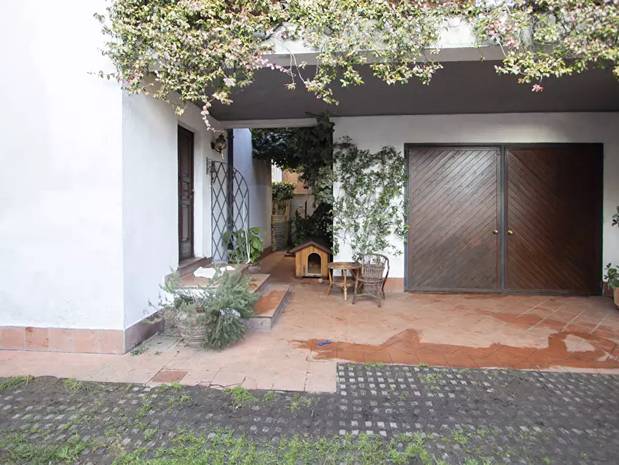 Immagine 39 di Villa in vendita  in Viale de Gasperi, 21 a Treviglio