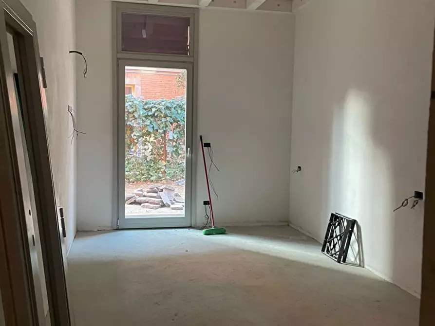 Immagine 7 di Appartamento in vendita  in Via Castiglione, 91 a Bologna