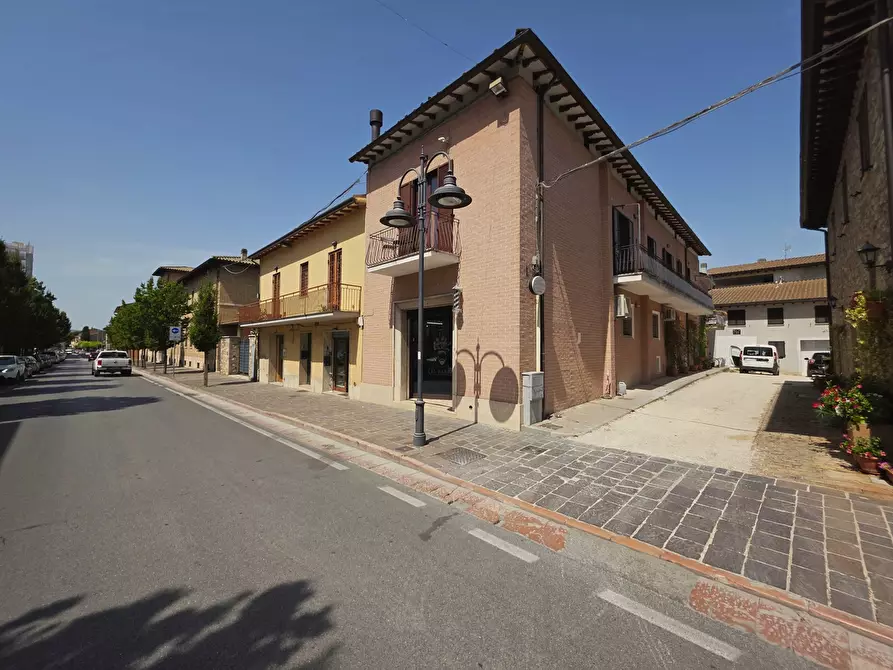 Immagine 4 di Appartamento in vendita  in Via PATRONO D'ITALIA, 15 a Assisi