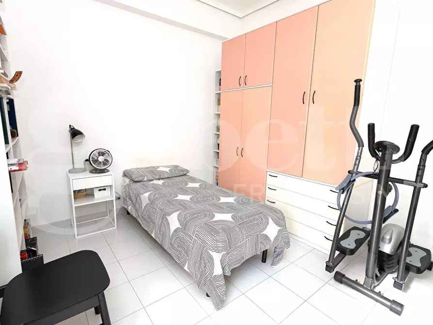 Immagine 23 di Appartamento in vendita  in Via Madrid, 0 a Ragusa