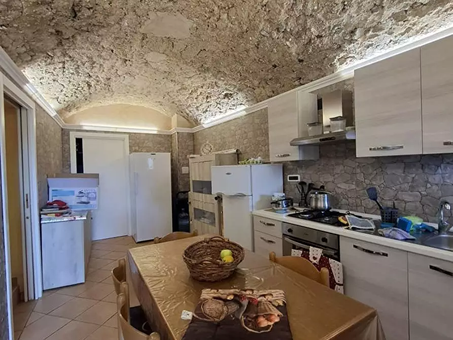 Immagine 31 di Appartamento in vendita  in Via Scesa, 5 a Fontechiari