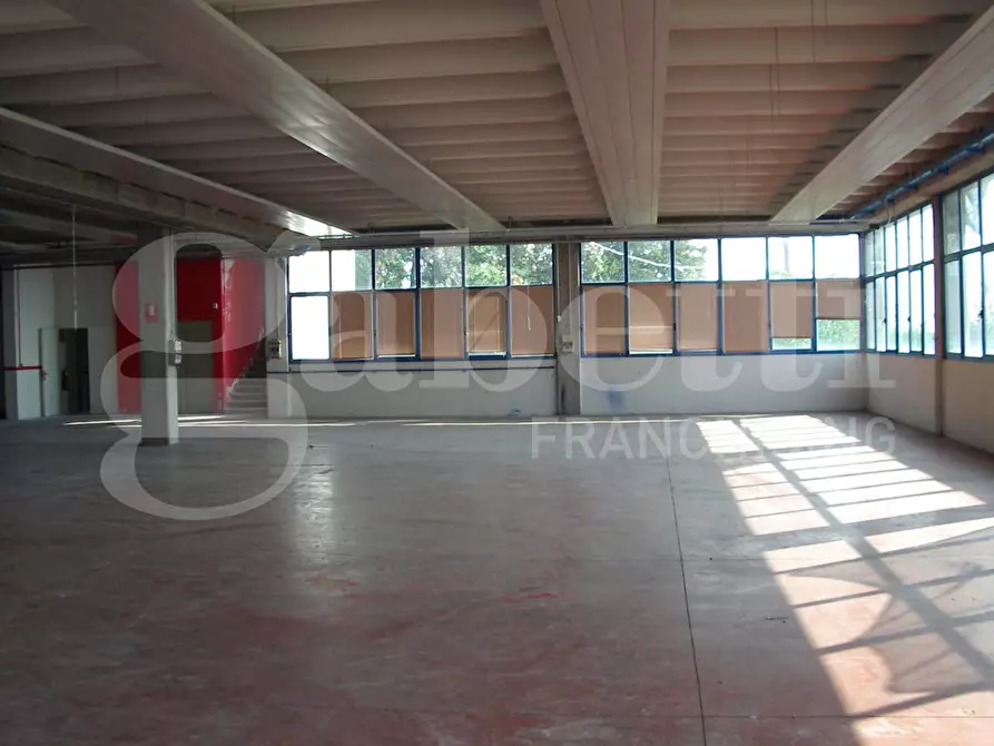 Immagine 4 di Capannone industriale in vendita  in Via Scandolare, 1 a Salcedo