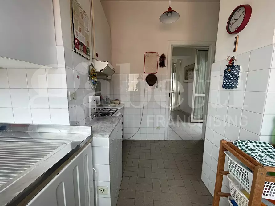 Immagine 11 di Appartamento in vendita  in Corso Italia, 12 a Gaeta