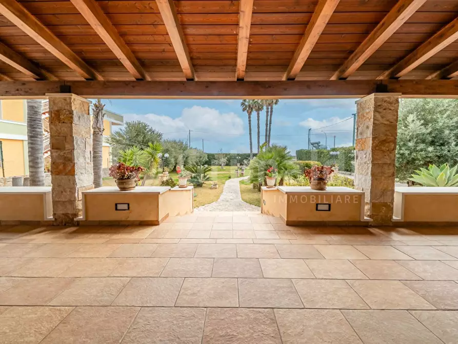 Immagine 6 di Villa in vendita  in Via Sandro Pertini a Avola