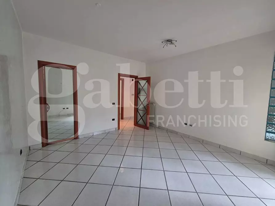 Immagine 39 di Appartamento in vendita  in Via GIOVANNI DE FALCO, 82 a Boscoreale